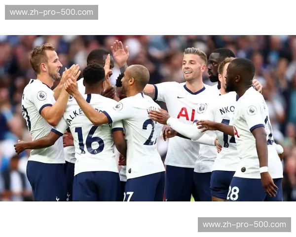 金丝雀的呐喊，蓝月亮的辉煌：诺维奇vs曼城，一场关于梦想与现实的绿茵对决